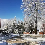 Chalet Vilinka & Native Vilinija Village *