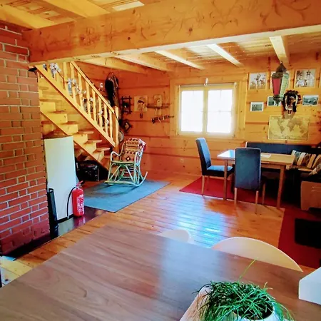 Dağ evi Vilinka & Native Vilinija Village Podčetrtek